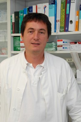 Dr. Gamisch